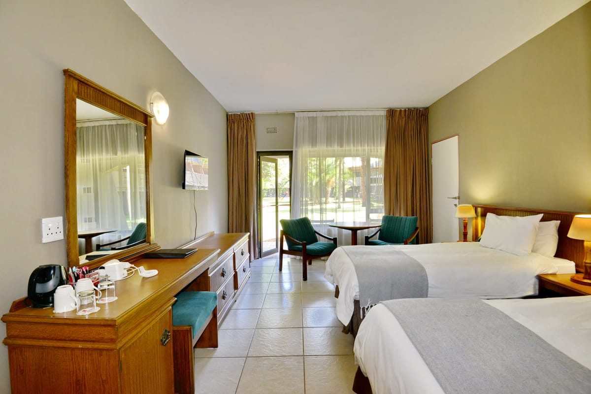 Twin room with two single beds